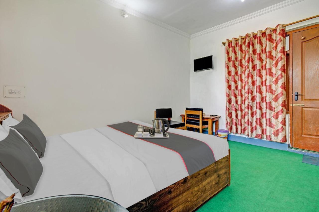 Super Oyo Capital O 91600 The Village Classic Hotel And Restaurant Srinagar  Exterior photo