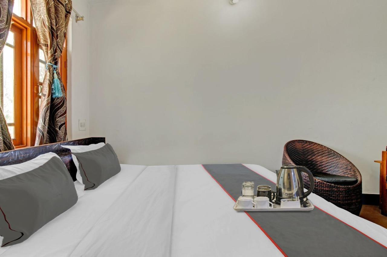 Super Oyo Capital O 91600 The Village Classic Hotel And Restaurant Srinagar  Exterior photo
