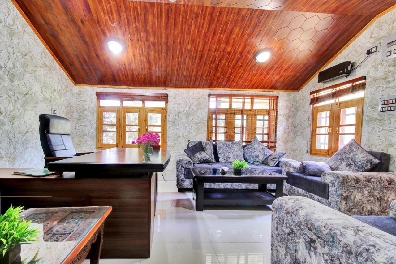 Super Oyo Capital O 91600 The Village Classic Hotel And Restaurant Srinagar  Exterior photo